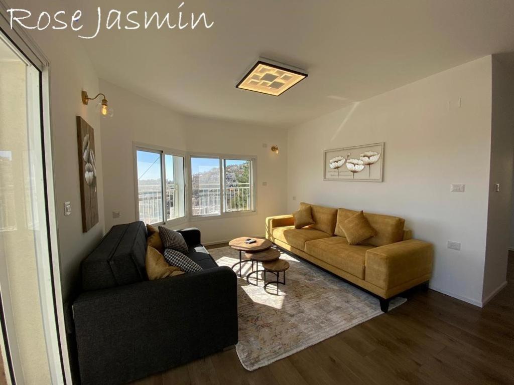 Jasmin Suites Majdal Shams Extérieur photo